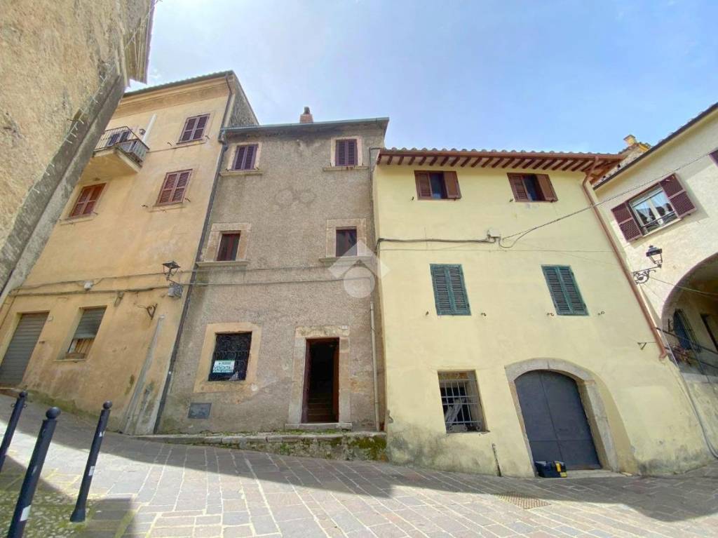 appartamento in vendita a Montopoli di Sabina in zona Bocchignano