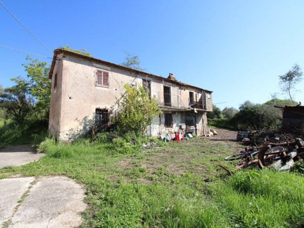 casa indipendente in vendita a Montopoli di Sabina