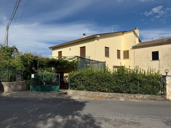 appartamento in vendita a Montopoli di Sabina