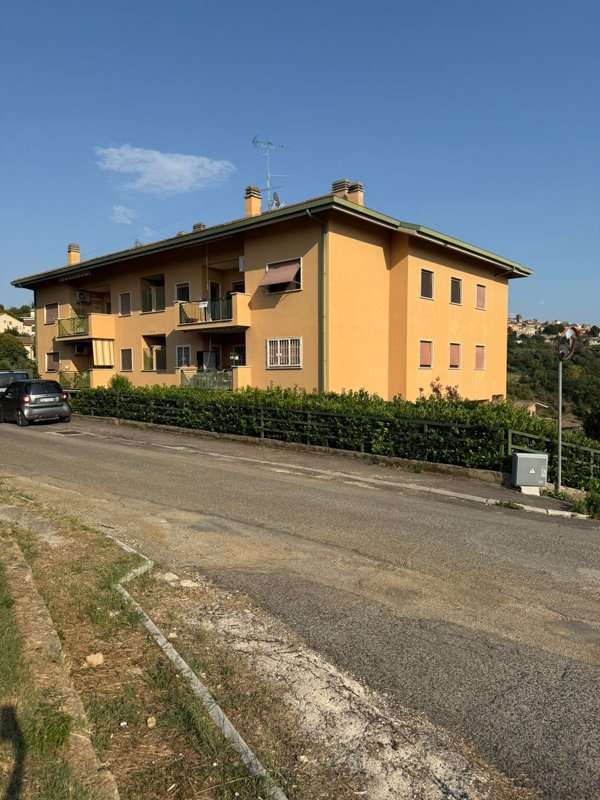 appartamento in vendita a Montopoli di Sabina