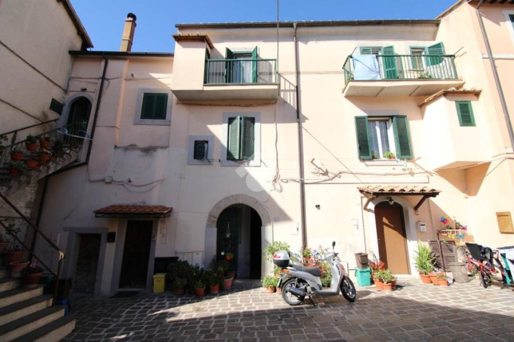 appartamento in vendita a Montopoli di Sabina