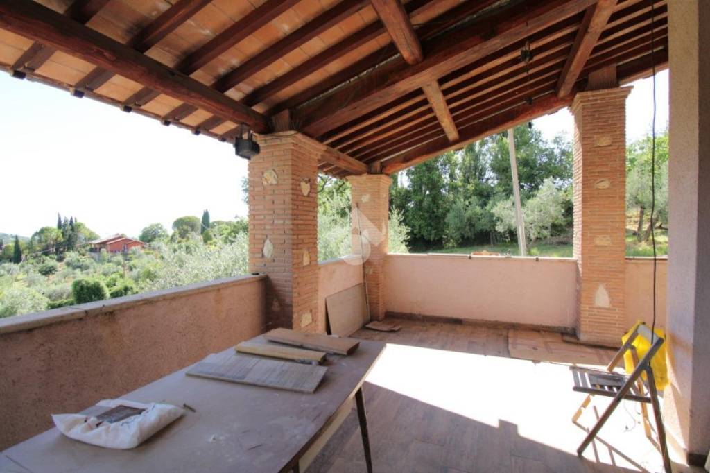 casa indipendente in vendita a Montopoli di Sabina