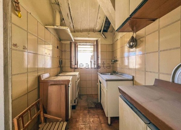 casale in vendita a Montopoli di Sabina