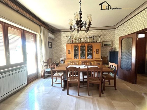 casa indipendente in vendita a Montopoli di Sabina