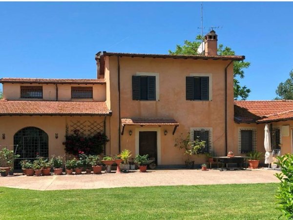 casa indipendente in vendita a Montopoli di Sabina