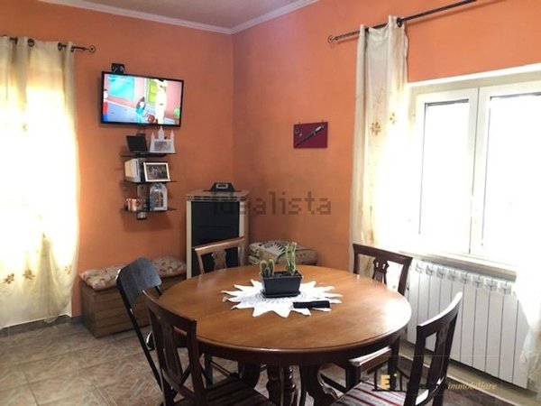 appartamento in vendita a Montopoli di Sabina in zona Santa Maria