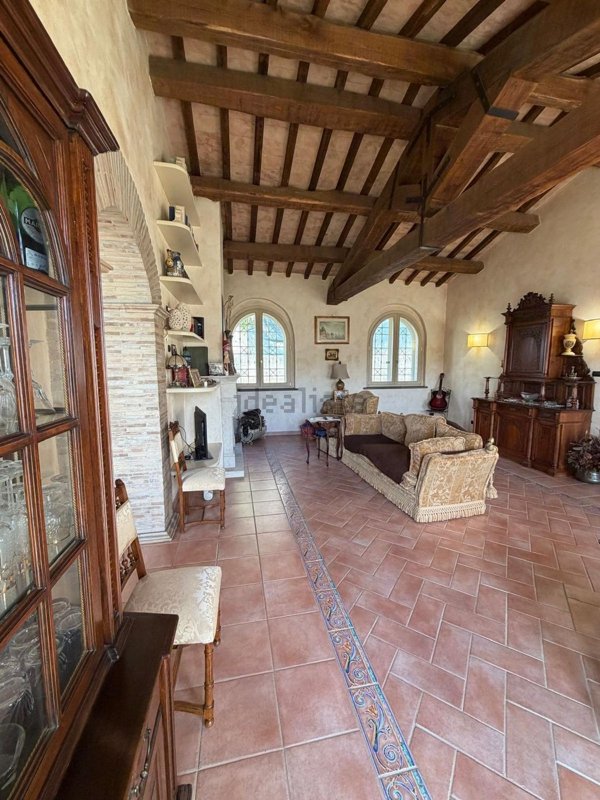 casa indipendente in vendita a Montopoli di Sabina