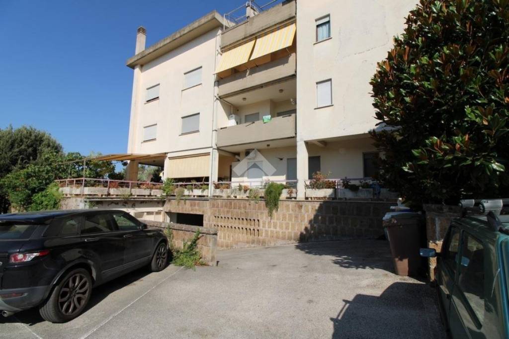 appartamento in vendita a Montopoli di Sabina in zona Ferruti