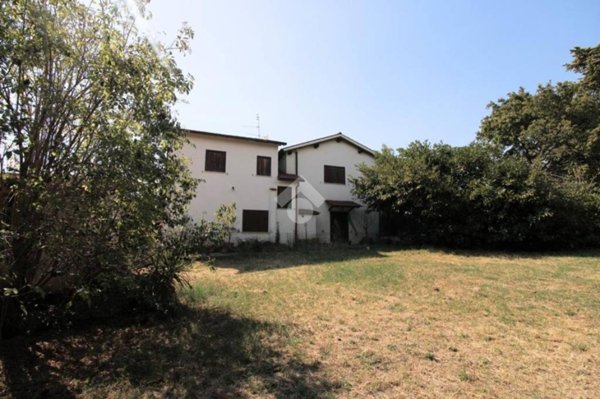 casa indipendente in vendita a Montopoli di Sabina in zona Santa Maria
