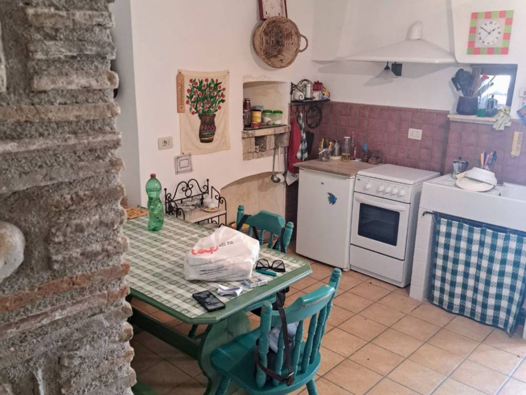 casa indipendente in vendita a Morro Reatino