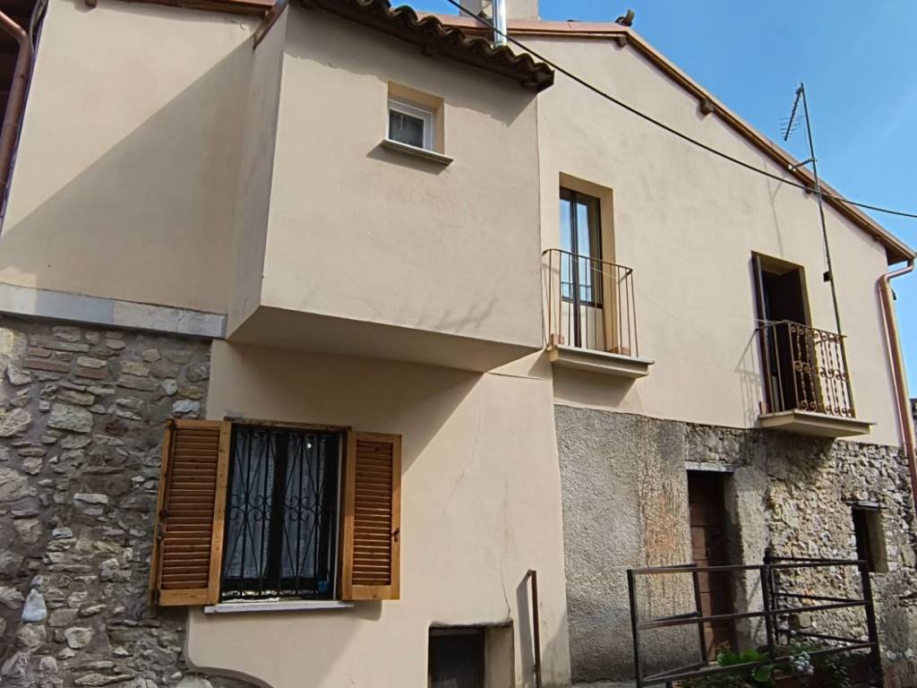 casa indipendente in vendita a Nespolo