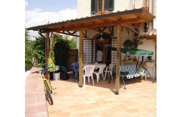 casa indipendente in vendita a Nespolo