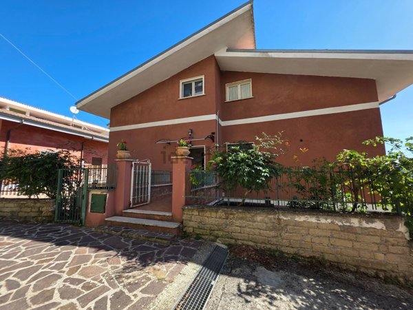 appartamento in vendita ad Orvinio