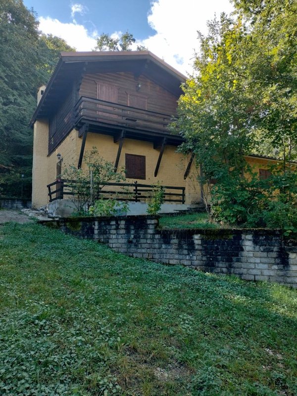 esavano in vendita ad Orvinio