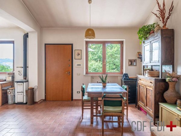 appartamento in vendita ad Orvinio