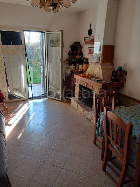 appartamento in vendita ad Orvinio