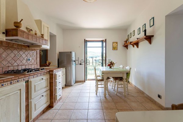 casa indipendente in vendita ad Orvinio