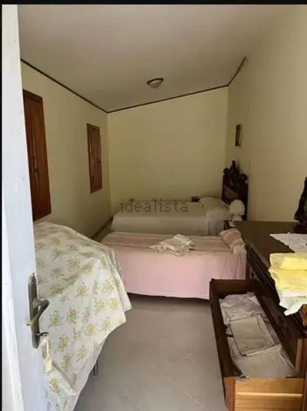 casa indipendente in vendita a Pescorocchiano in zona Leofreni