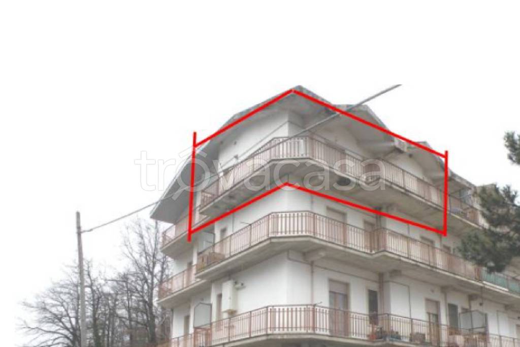 appartamento in vendita a Pescorocchiano in zona Sant'Elpidio