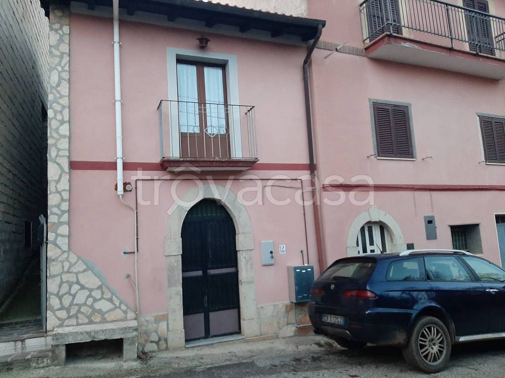 appartamento in vendita a Pescorocchiano in zona Granara