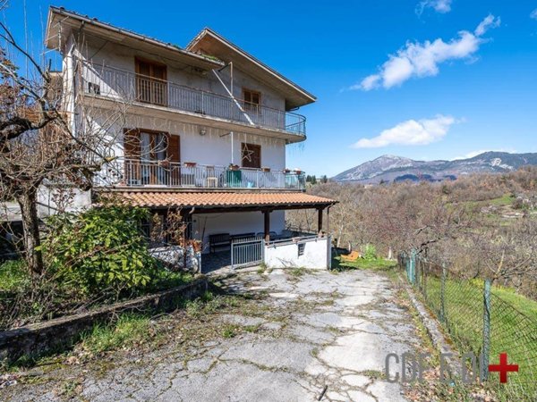 appartamento in vendita a Pescorocchiano