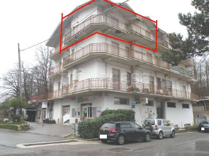 appartamento in vendita a Pescorocchiano in zona Sant'Elpidio