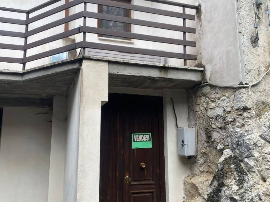 appartamento in vendita a Pescorocchiano