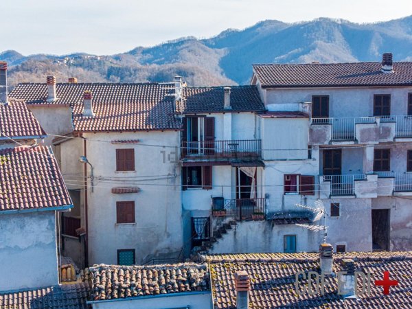 appartamento in vendita a Pescorocchiano