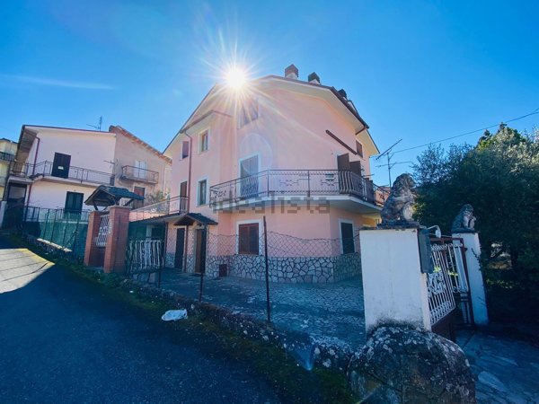 appartamento in vendita a Petrella Salto in zona San Martino