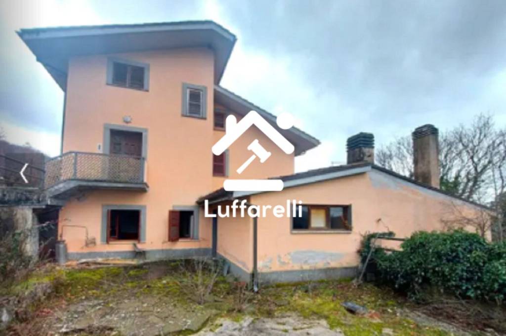 appartamento in vendita a Petrella Salto in zona Fiumata