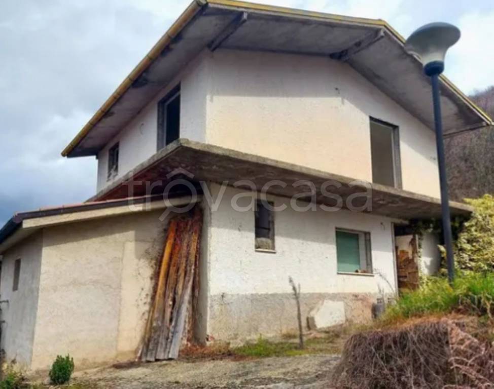 appartamento in vendita a Petrella Salto