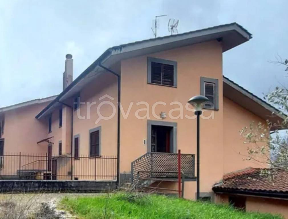 appartamento in vendita a Petrella Salto