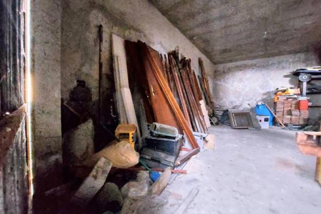 appartamento in vendita a Petrella Salto in zona Capradosso