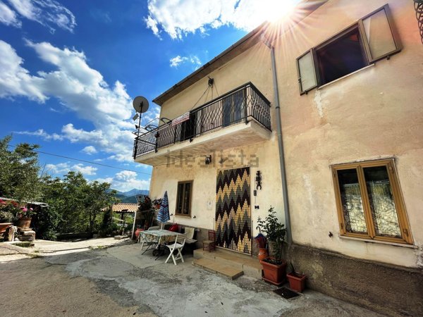 appartamento in vendita a Petrella Salto