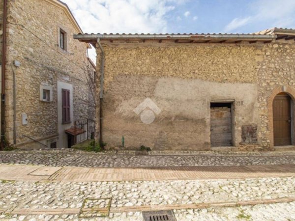 appartamento in vendita a Petrella Salto