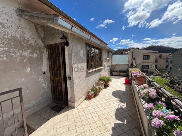 appartamento in vendita a Petrella Salto in zona Borgo San Pietro