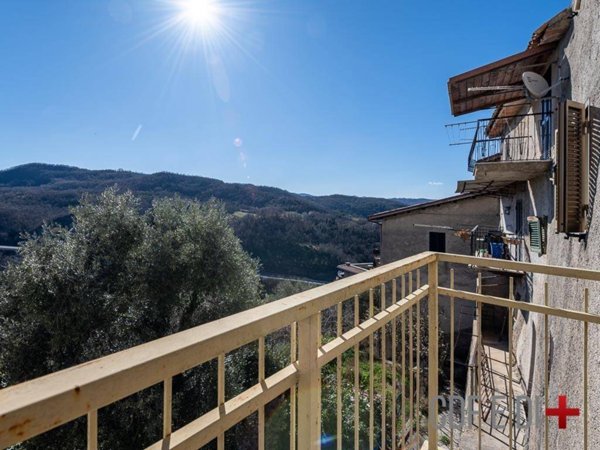 appartamento in vendita a Petrella Salto in zona Capradosso