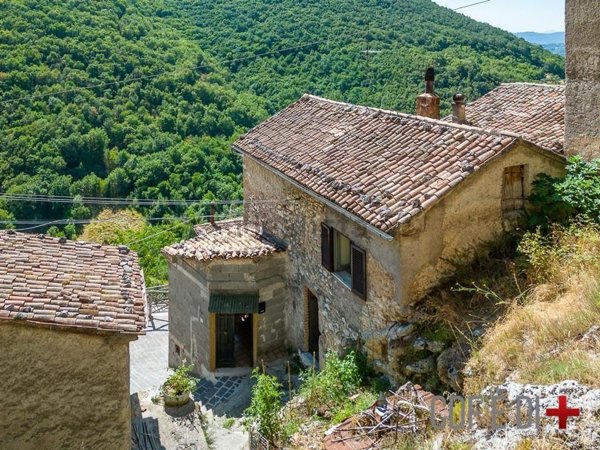 appartamento in vendita a Poggio Bustone
