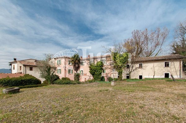 villa in vendita a Poggio Bustone