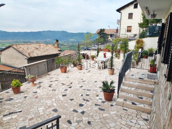 appartamento in vendita a Poggio Bustone