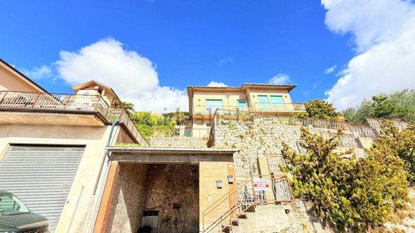 appartamento in vendita a Poggio Bustone