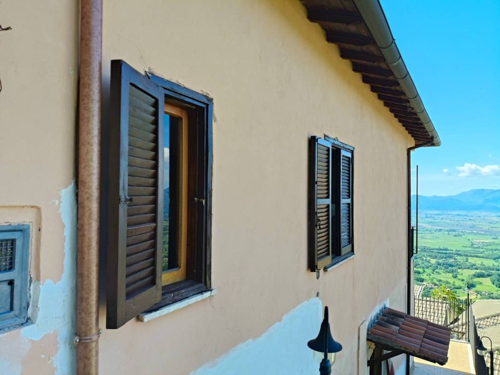 appartamento in vendita a Poggio Bustone