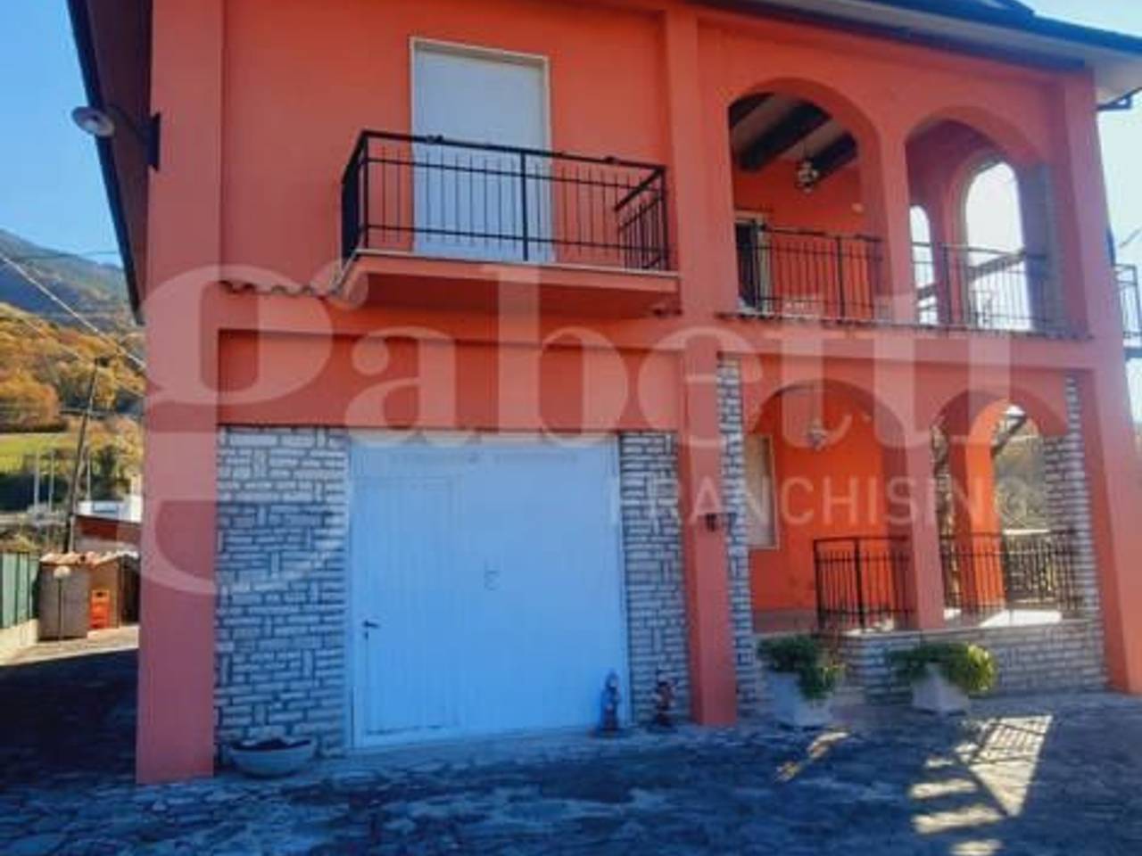 casa indipendente in vendita a Poggio Bustone