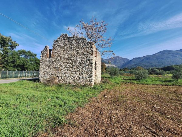 casa indipendente in vendita a Poggio Bustone