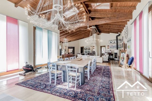 casa indipendente in vendita a Poggio Catino