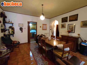 casa indipendente in vendita a Poggio Catino