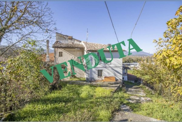 appartamento in vendita a Poggio Catino