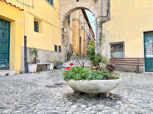 appartamento in vendita a Poggio Catino