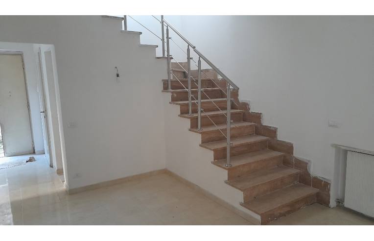 casa indipendente in vendita a Poggio Catino