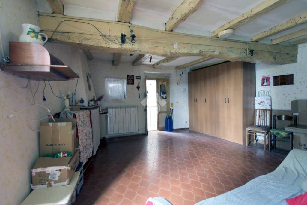 appartamento in vendita a Poggio Catino in zona Catino